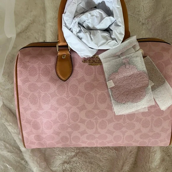 Coach Pink Signature Large Satchel - Picture 2 of 4